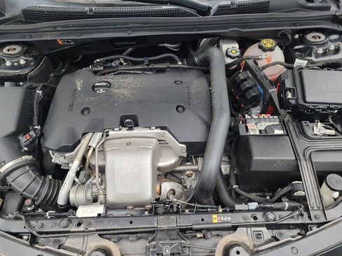 Used 2019 Chevrolet Malibu Premier FWD image 30
