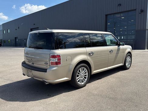 Used 2018 Ford Flex SEL w/ Equipment Group 202A AWD/4WD image 3