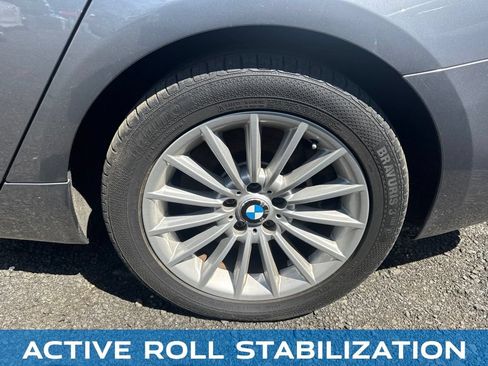 Used 2011 BMW 550i Gran Turismo xDrive AWD/4WD image 22
