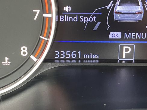 Used 2024 Nissan Altima 2.5 SV image 29