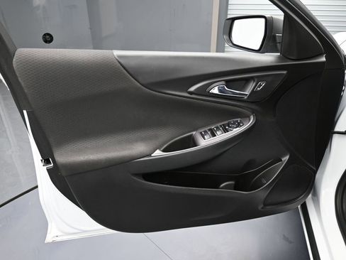 Used 2022 Chevrolet Malibu LS image 12
