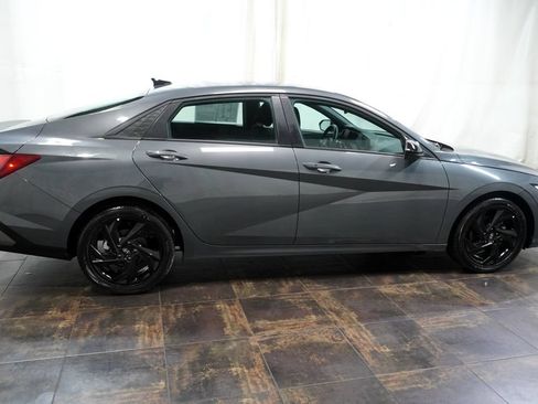 Certified 2026 Hyundai Elantra Sport FWD image 4