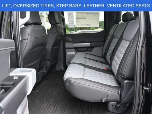 New 2026 Ford F250 XLT w/ XLT Premium Package AWD/4WD image 7