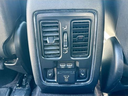 Used 2016 Jeep Grand Cherokee Limited image 27