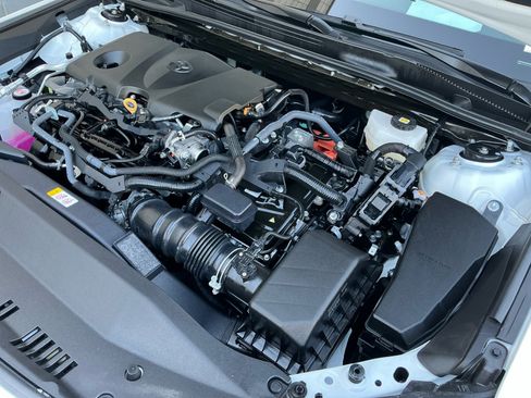 Used 2026 Toyota Camry LE FWD image 22