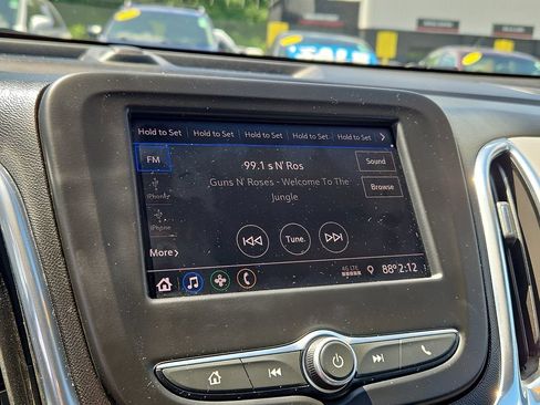 Used 2020 Chevrolet Equinox LS w/ LPO, Cargo Package FWD image 20