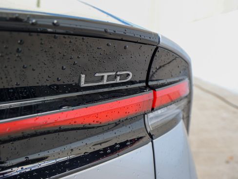 Certified 2024 Toyota Prius Limited image 11