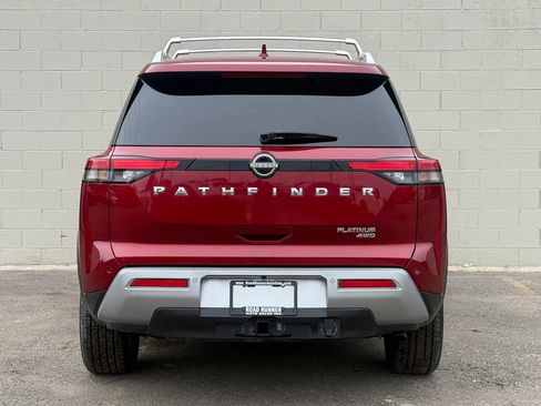 Used 2023 Nissan Pathfinder Platinum AWD/4WD image 8