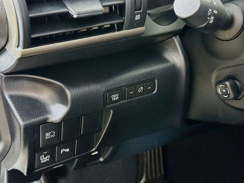 Used 2019 Lexus IS 300 w/ Premium Package RWD image 11