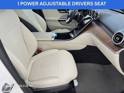 Used 2025 Mercedes-Benz C 300 4MATIC Sedan image 15