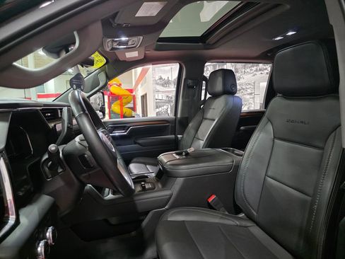 Certified 2024 GMC Sierra 3500 Denali w/ Denali Reserve Package image 16