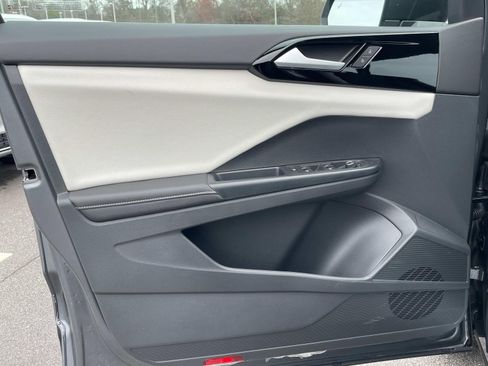 New 2026 Volkswagen Taos S FWD image 14