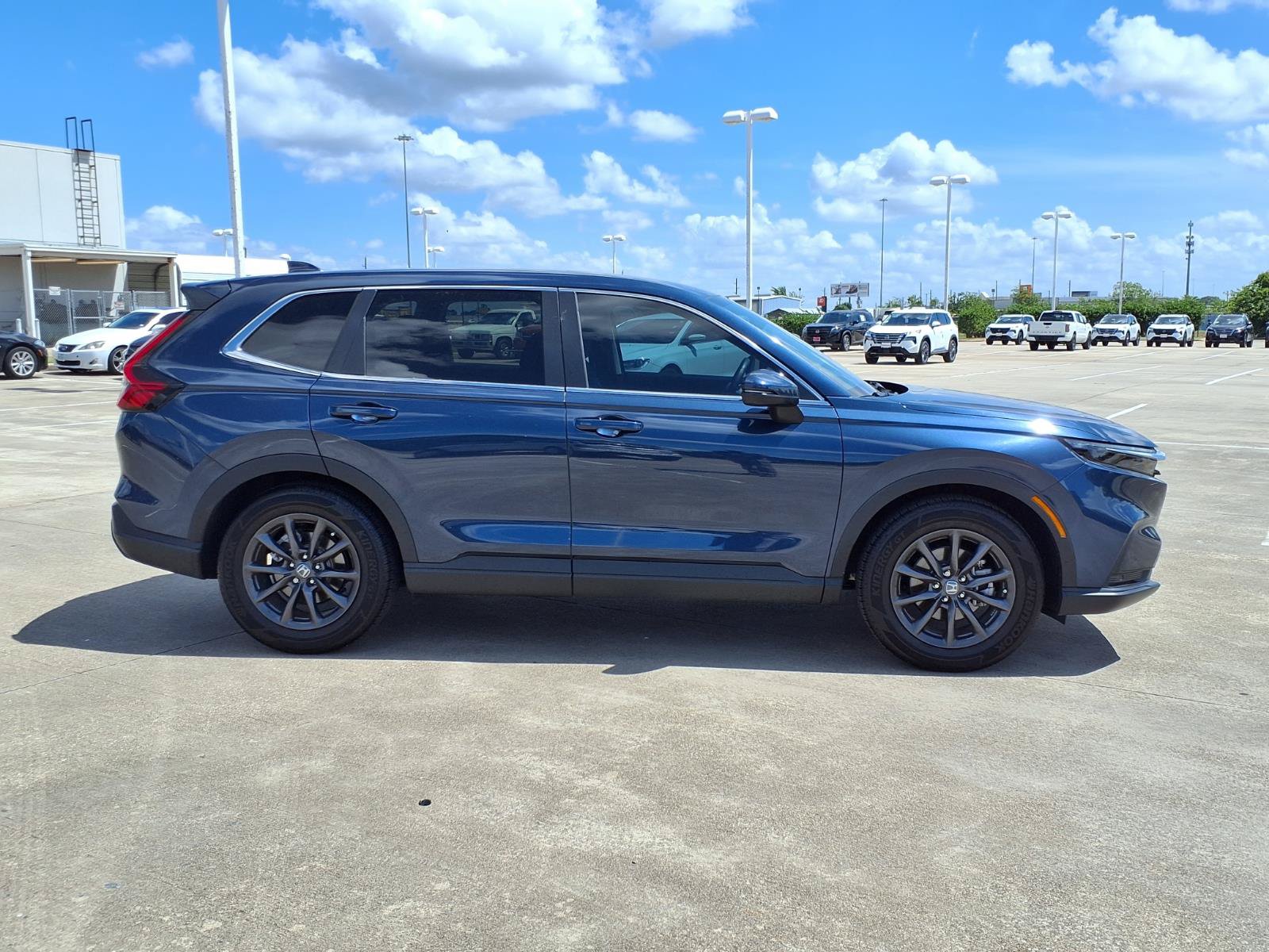 Used 2026 Honda CR-V EX-L image 9