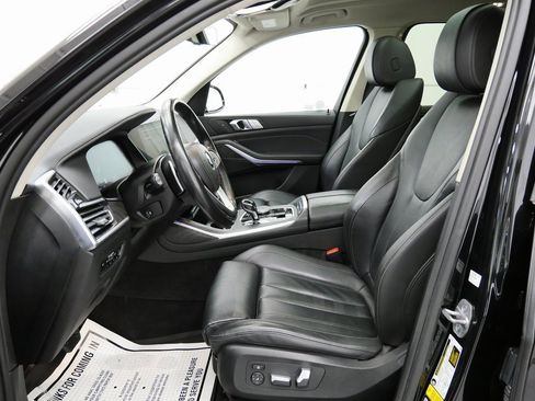 Used 2022 BMW X7 xDrive40i w/ Cold Weather Package image 12