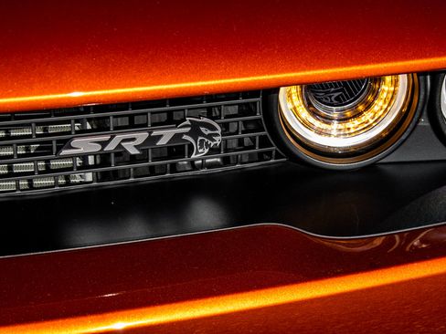 Used 2022 Dodge Challenger SRT Hellcat RWD image 8