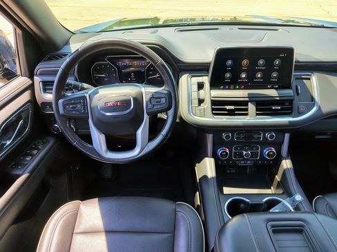 Used 2021 GMC Yukon XL SLT w/ SLT Premium Package AWD/4WD image 44