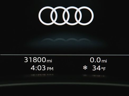 Used 2021 Audi SQ7 Premium Plus w/ Executive Package image 27