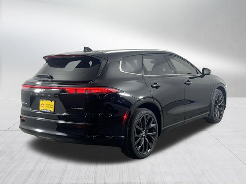 Used 2025 Toyota Crown Signia w/ Advanced Technology Package AWD/4WD image 7