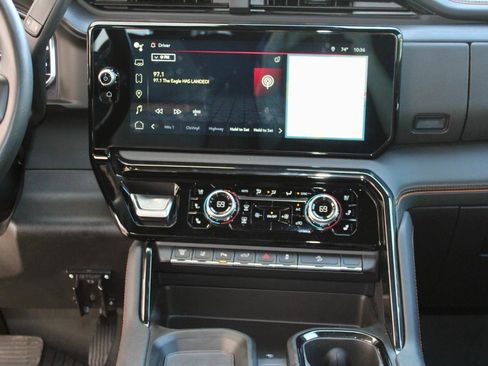 Used 2024 GMC Sierra 2500 AT4 w/ AT4 Premium Plus Package image 23