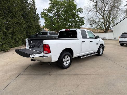 Used 2021 RAM 1500 Tradesman w/ Chrome Appearance Group RWD image 31