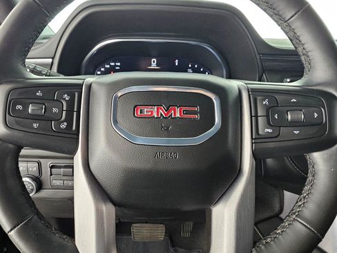 Used 2024 GMC Yukon XL SLT w/ SLT Luxury Package AWD/4WD image 24