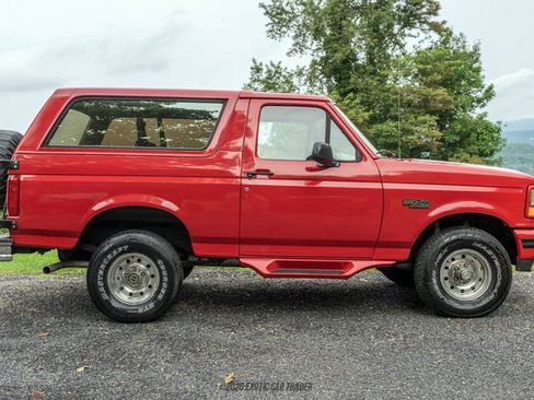 Used 1995 Ford Bronco XLT AWD/4WD image 9