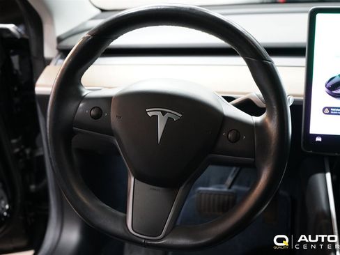 Used 2018 Tesla Model 3 Long Range image 14