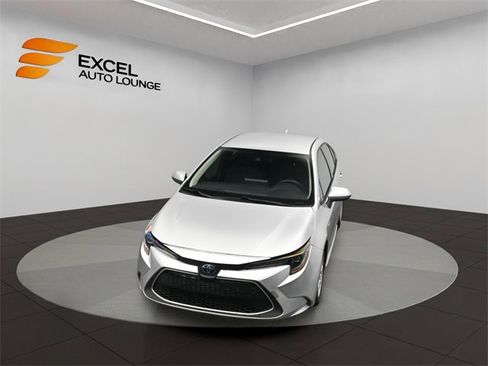 Used 2020 Toyota Corolla LE image 44
