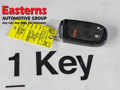 Used 2024 Jeep Compass Latitude AWD/4WD image 21