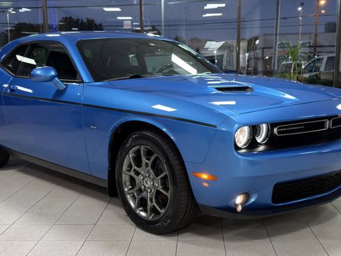 Used 2018 Dodge Challenger GT image 2