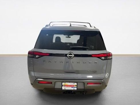 New 2026 Nissan Pathfinder Platinum w/ Cargo Package AWD/4WD image 4