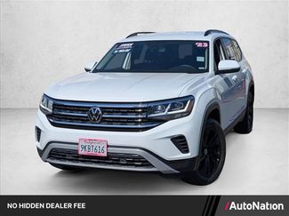 Used 2023 Volkswagen Atlas SE w/ Black Wheel Package FWD video 1