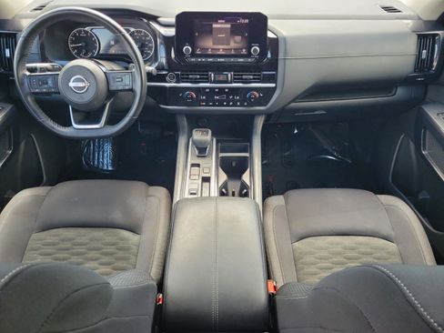 Certified 2023 Nissan Pathfinder SV image 17