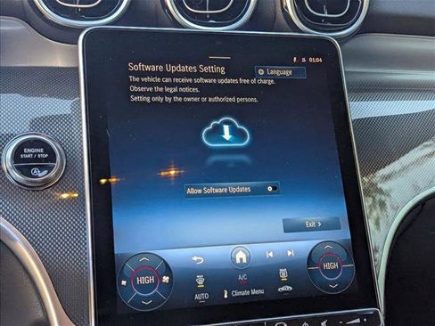 Used 2026 Mercedes-Benz GLC 300 image 11