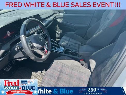 Used 2024 Volkswagen GTI SE FWD image 8
