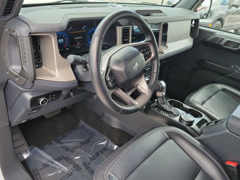 Certified 2025 Ford Bronco Outer Banks AWD/4WD image 20