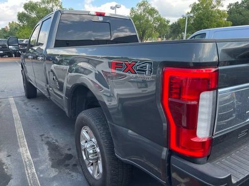 Used 2019 Ford F350 Platinum w/ Platinum Ultimate Package AWD/4WD image 4