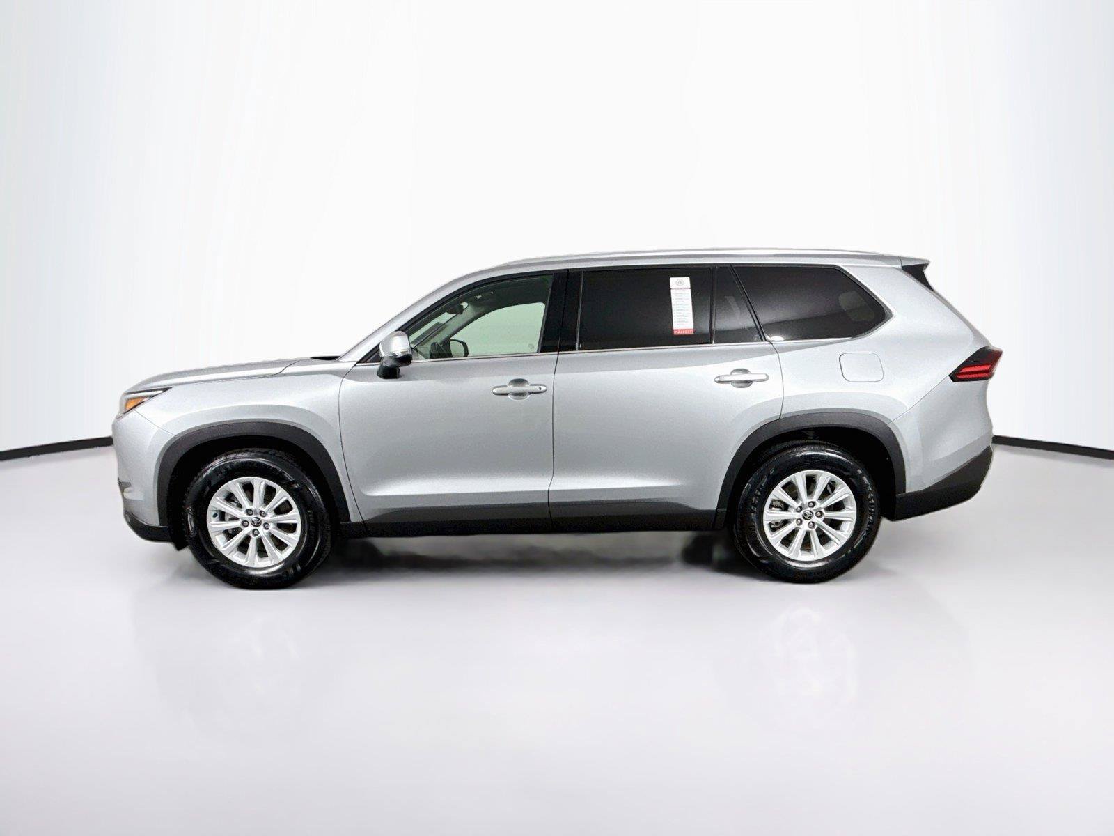 Certified 2025 Toyota Grand Highlander FWD image 14