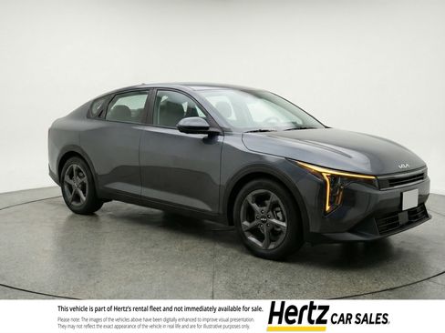 Used 2025 Kia K4 FWD image 1