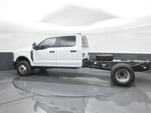 New 2025 Ford F350 XL AWD/4WD image 24
