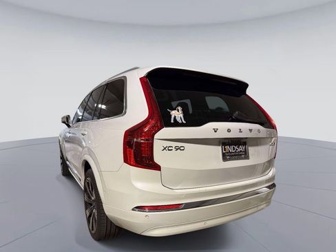 Used 2025 Volvo XC90 B6 Ultra AWD/4WD image 5