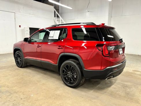 Used 2023 GMC Acadia SLT w/ Elevation Edition FWD image 5
