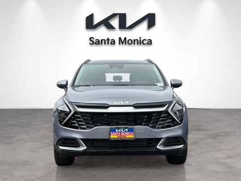 Used 2025 Kia Sportage EX w/ Premium Package FWD image 9