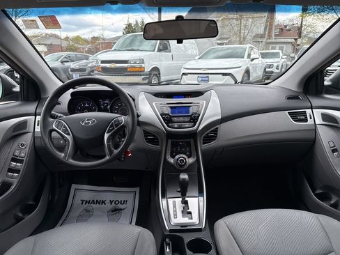 Used 2013 Hyundai Elantra GLS w/ Preferred Pkg FWD image 24
