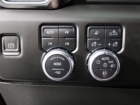 Used 2024 GMC Sierra 2500 Denali Ultimate image 27