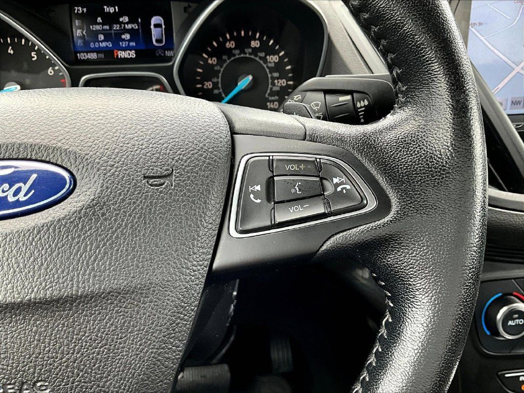 Used 2017 Ford Escape Titanium AWD/4WD image 15