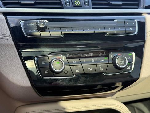 Used 2022 BMW X1 xDrive28i w/ Convenience Package image 18