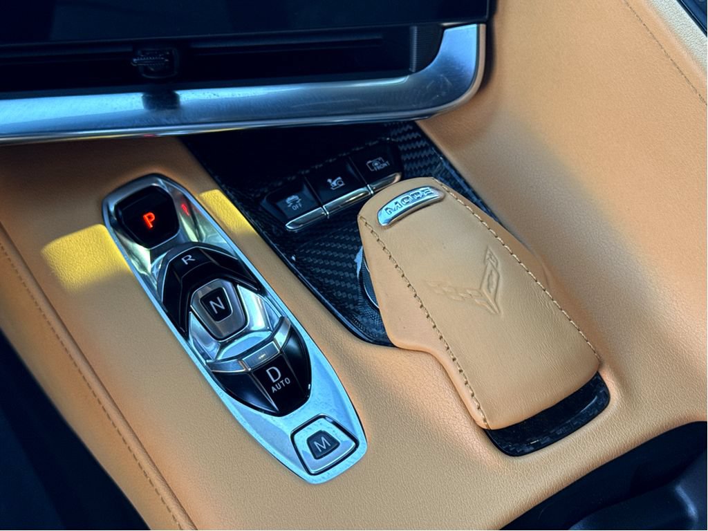 Used 2020 Chevrolet Corvette Stingray Preferred Cpe w/ 2LT Preferred Equipment Group RWD image 22