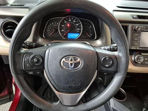 Used 2015 Toyota RAV4 XLE FWD image 11