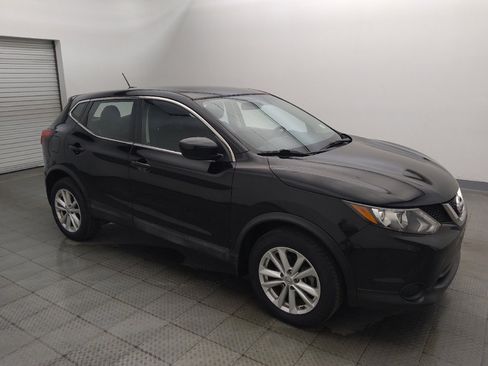 Used 2017 Nissan Rogue Sport S w/ S Appearance Package AWD/4WD image 11